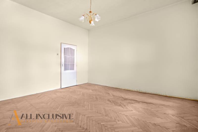 15 - 2025-10-09T125617.425.jpg