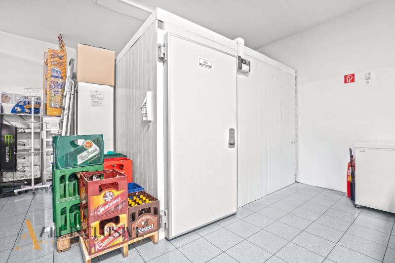 10 - 2025-12-04T093844.607.jpg