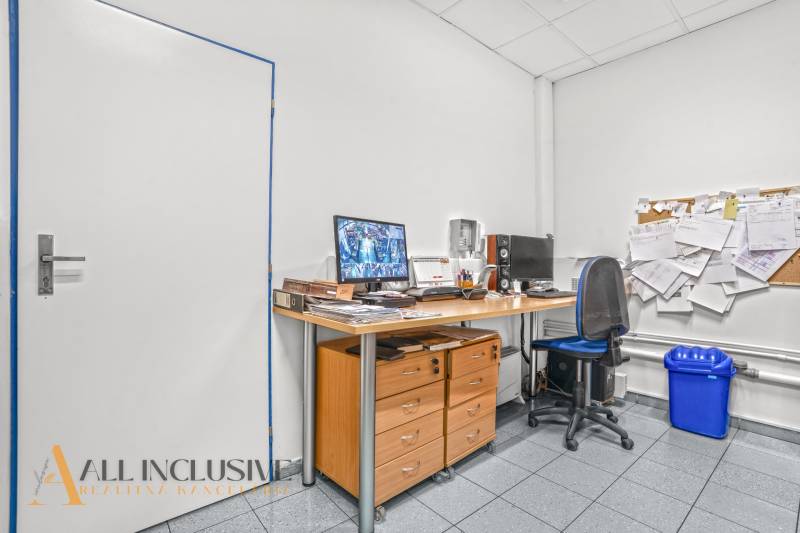 8 - 2025-12-04T093847.924.jpg