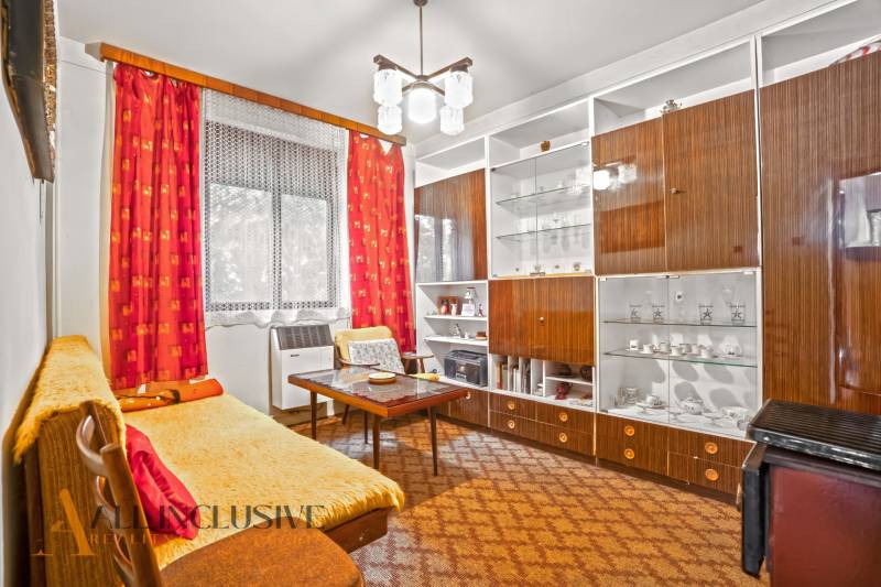 11 - 2025-10-14T130836.482.jpg