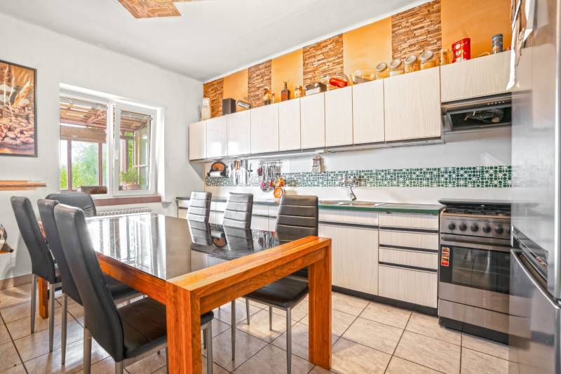 8 - 2025-09-23T131630.096.jpg