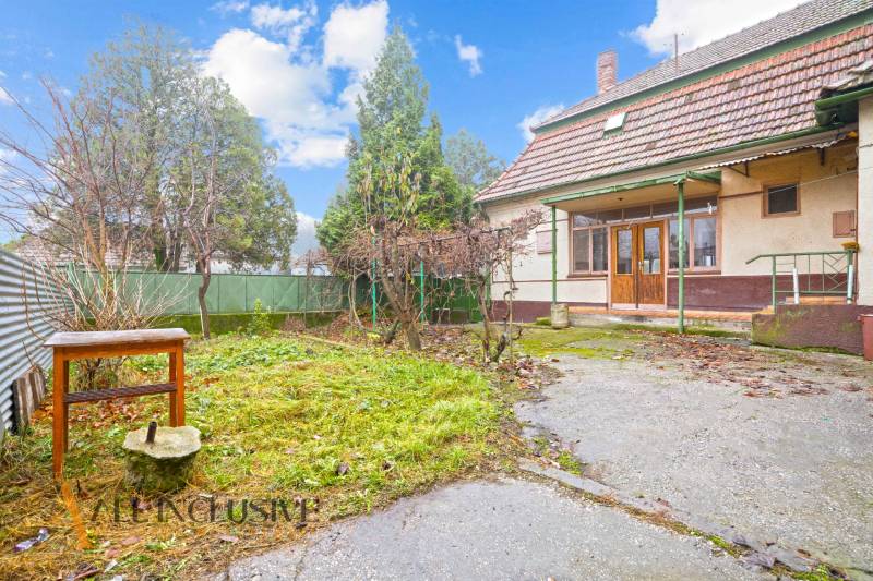 6 - 2025-12-01T161450.747.jpg