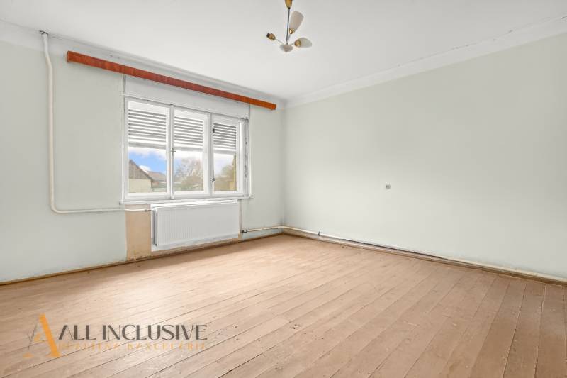 9 - 2025-12-01T161450.539.jpg