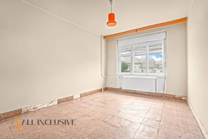 11 - 2025-12-01T161449.152.jpg