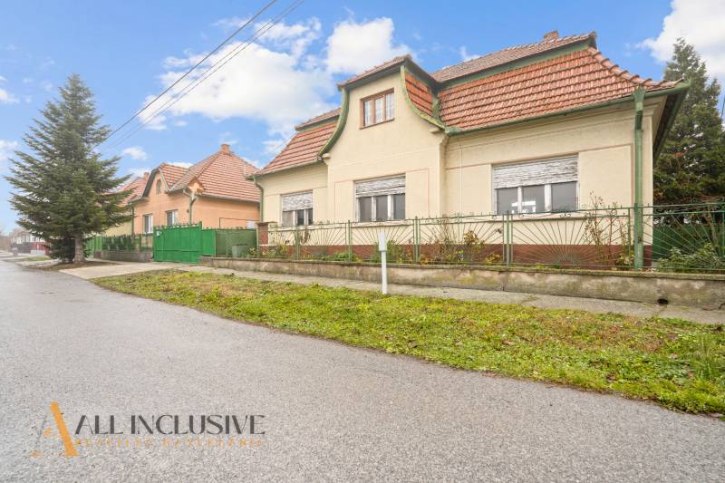 1 - 2025-12-01T161521.944.jpg