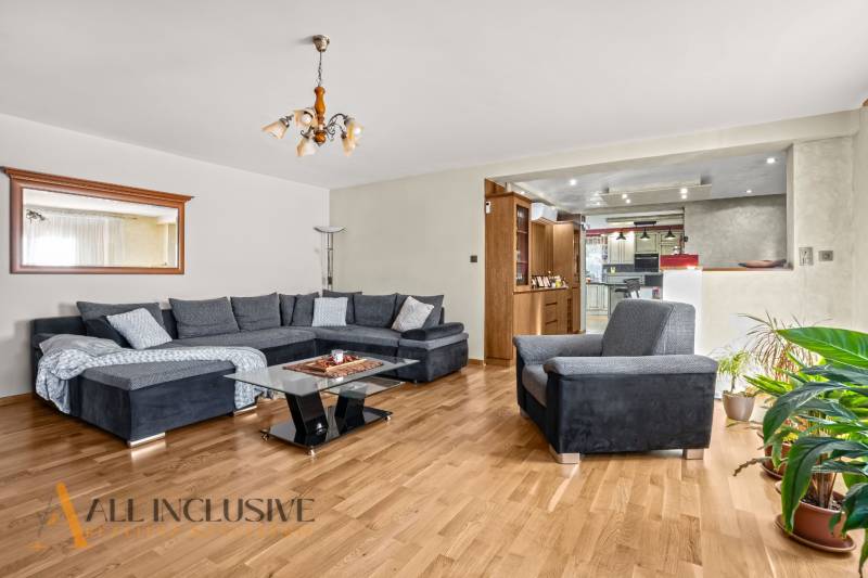 2 - 2025-12-08T102827.391.jpg