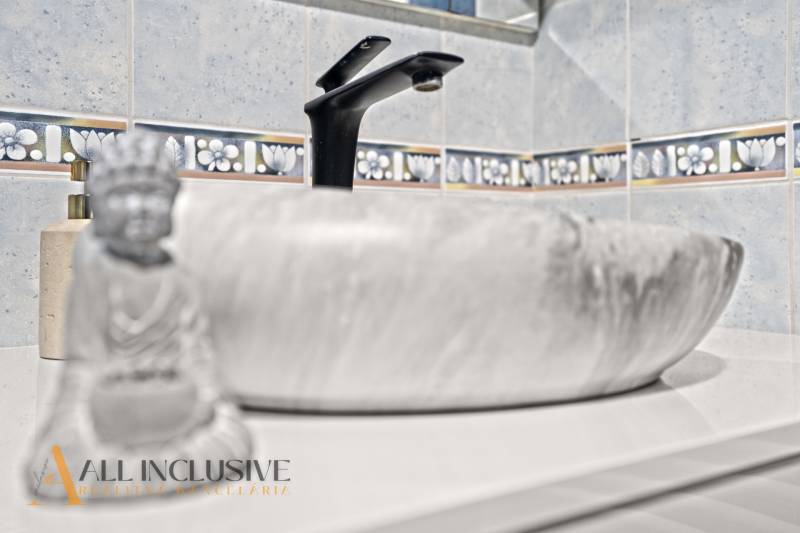 10 - 2025-12-08T102816.589.jpg