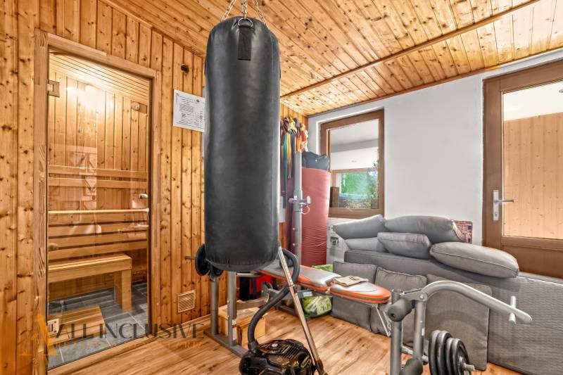 14 - 2025-12-08T102810.157.jpg