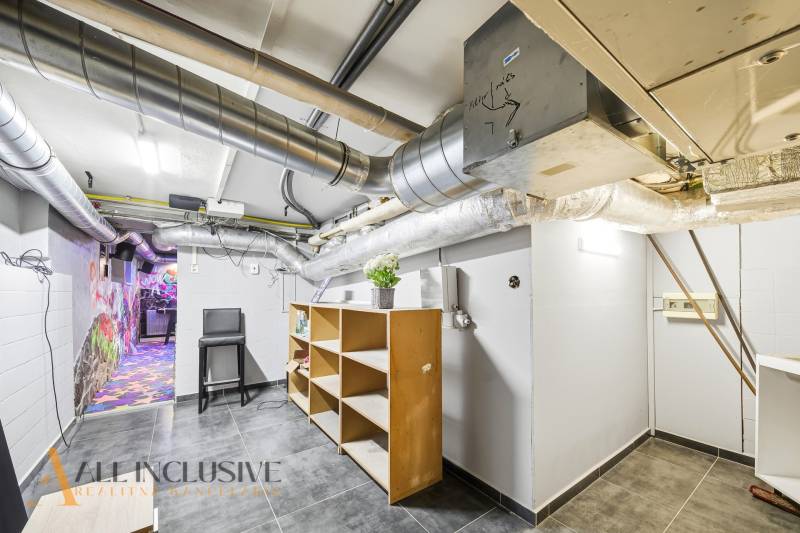 Sajnálom, de nem tudom, mit kellene lefordítanom. Kérlek, add meg a szöveget, amit szeretnél lefordítani magyarra.