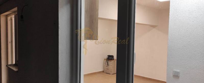 Samozrejme, rád vám pomôžem s prekladom. Prosím, poskytnite text, ktorý chcete preložiť do maďarčiny.