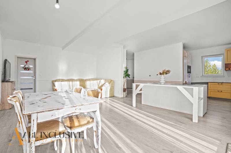 2 - 2025-11-06T132233.085.jpg