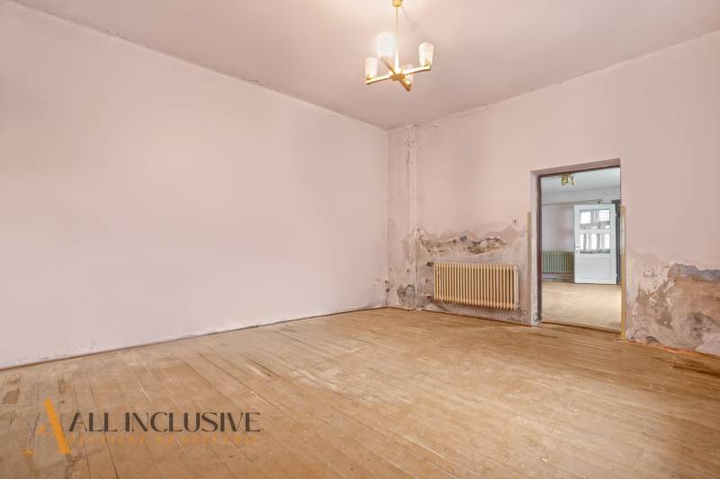 12 - 2025-11-21T095005.150.jpg