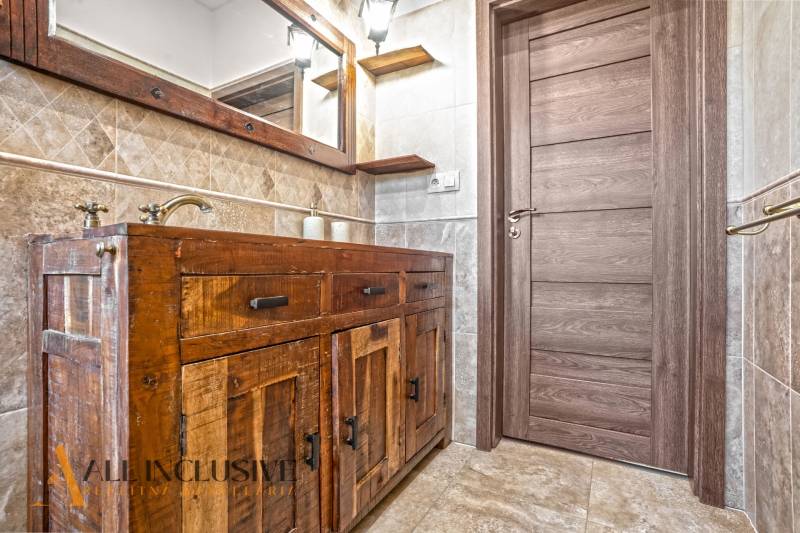 19 - 2025-10-07T112332.743.jpg