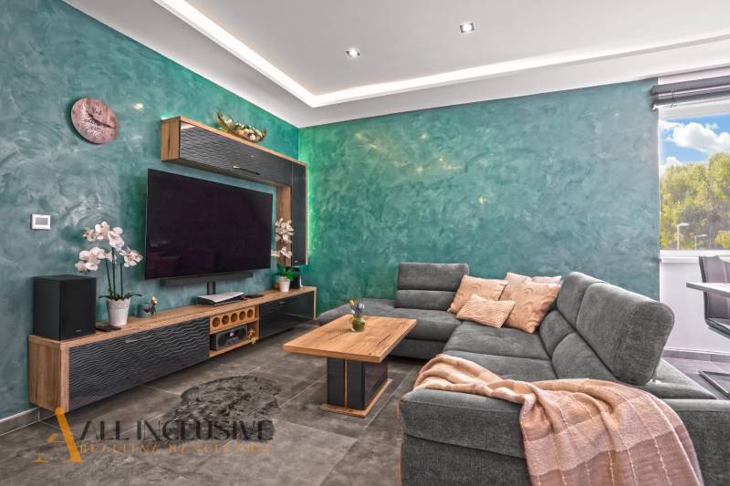 3 - 2025-08-28T111329.160.jpg