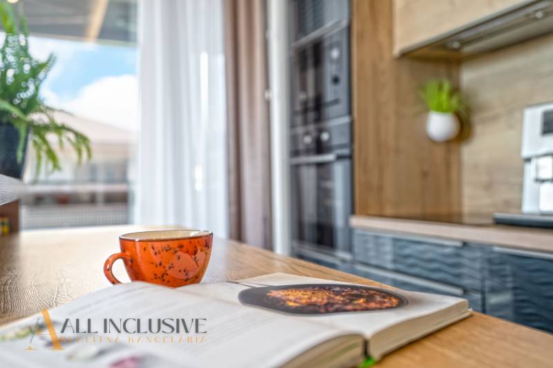 6 - 2025-08-28T111332.965.jpg