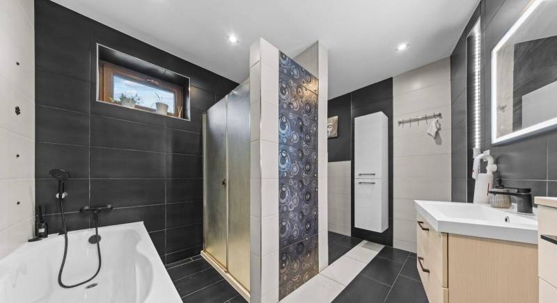 WhatsApp Image 2026-02-09 at 09.46.55.jpeg