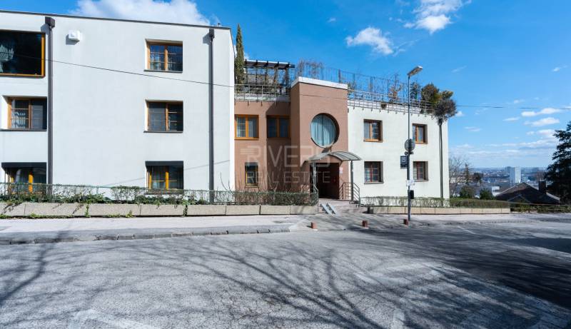 Bratislava - Staré Mesto 5 vagy több szobás eladó reality Bratislava - Staré Mesto