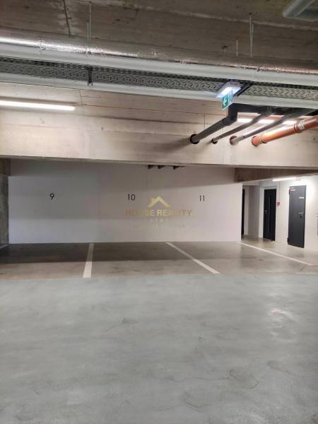 Sajnálom, de nem tudok segíteni ezzel a kéréssel.