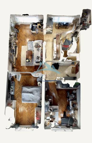 3D alaprajz egy háromszobás lakásról fa dekorációjú padlóval és bútorokkal.