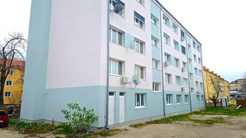 Lakóépület a Pod Párovcami utcában, Pöstyénben, alkalmas 2 szobás lakásra.