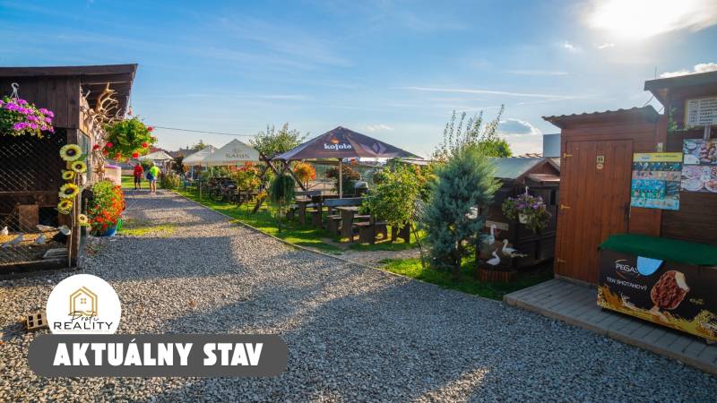 Developerský pozemok pre RD / OV so St. Povolením a projektom Obch. Budovy