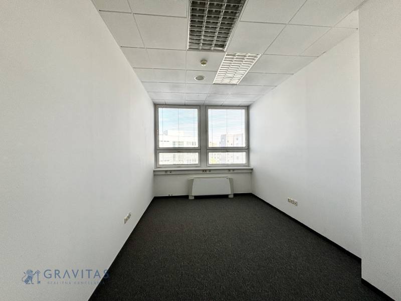 Je mi ľúto, ale potrebujem vedieť, čo konkrétne chcete preložiť do maďarčiny. Prosím, poskytnite text, ktorý chcete preložiť.