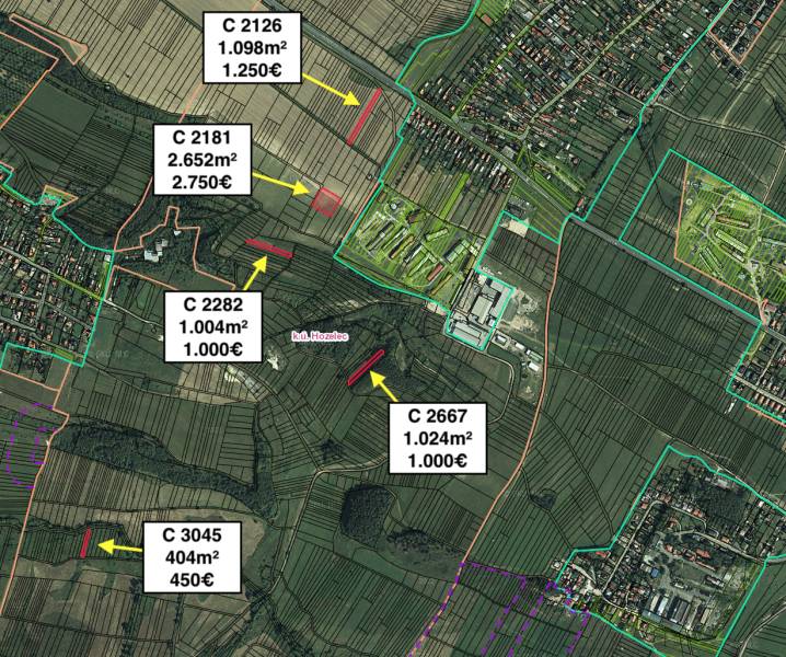 Légi felvétel a mezőgazdasági és erdőterületek eloszlásáról Hozelecben.