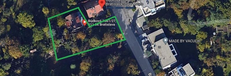 Családi ház légi felvétele a Pozsony-Óváros Búdková utcában.