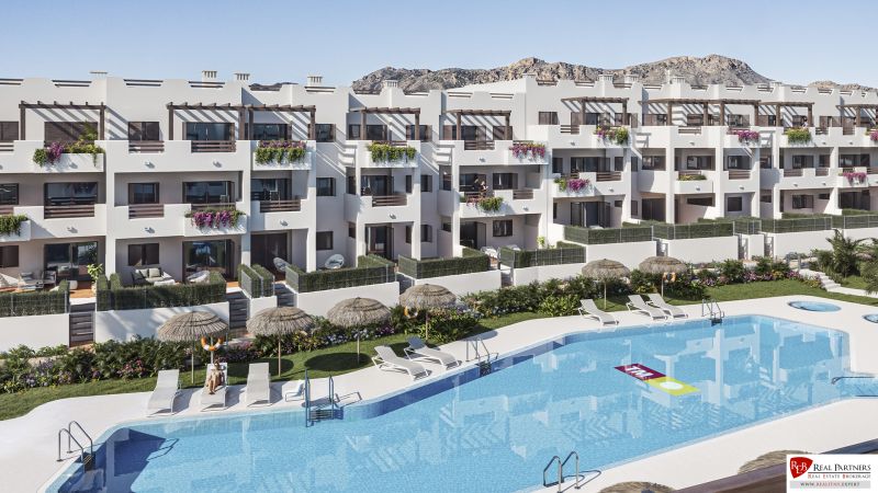 Pulpíban található nyaraló apartman medencével, napozóágyakkal és napernyőkkel, zöldövezetben.