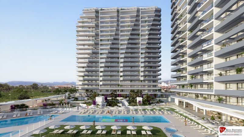 Rekreációs apartman Canet d'En Berenguerben kerttel és medencével a lakótornyok közelében.
