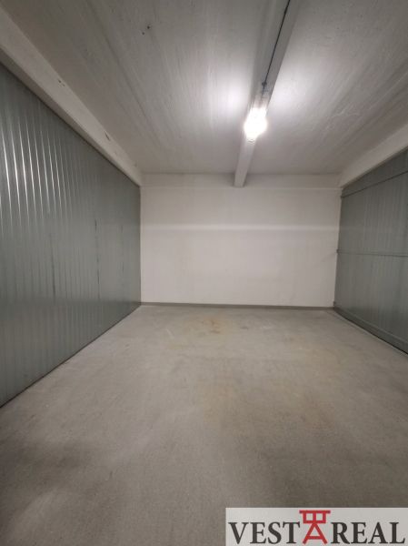 Ospravedlňujem sa, ale potrebujem vedieť, čo konkrétne chcete preložiť do maďarčiny. Mohli by ste mi poskytnúť text na preklad?