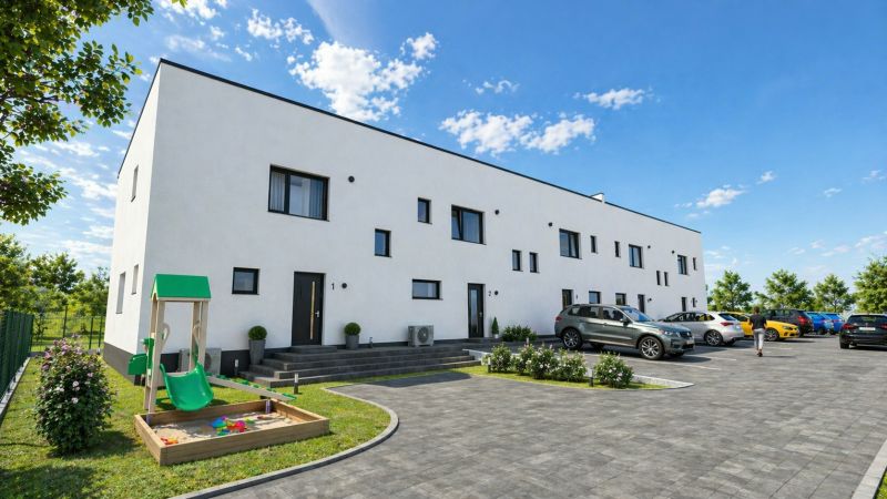 Családi ház Újpolhán, az Újpolha utcában, parkolóval és játszótérrel.