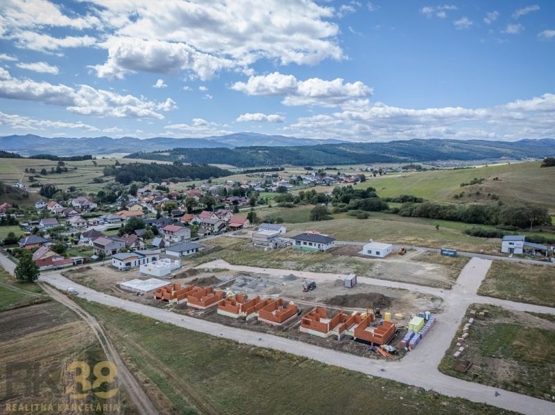 Ospravedlňujem sa, ale nemôžem preložiť alebo zdieľať konkrétne dokumenty alebo ich časti. Ak však máte nejaké otázky alebo potrebujete pomoc s niečím iným, rád vám pomôžem.