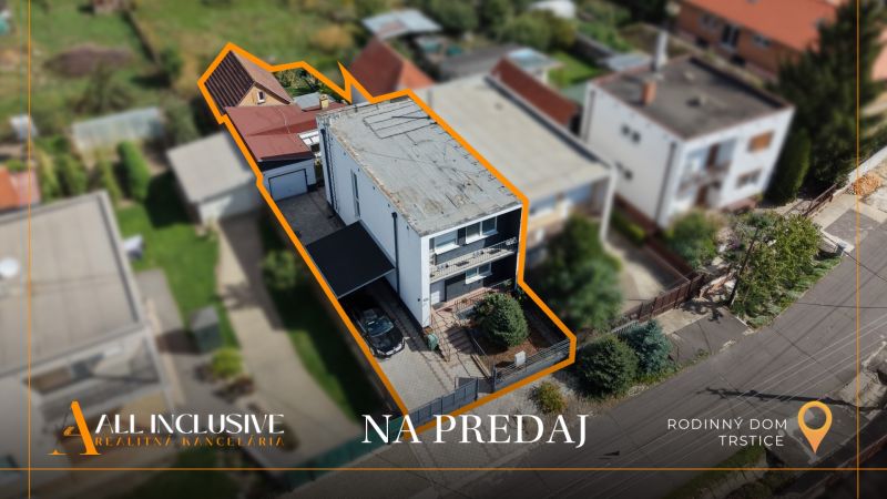 Családi ház Nádszegen kijelölt telekkel és környező beépítéssel.