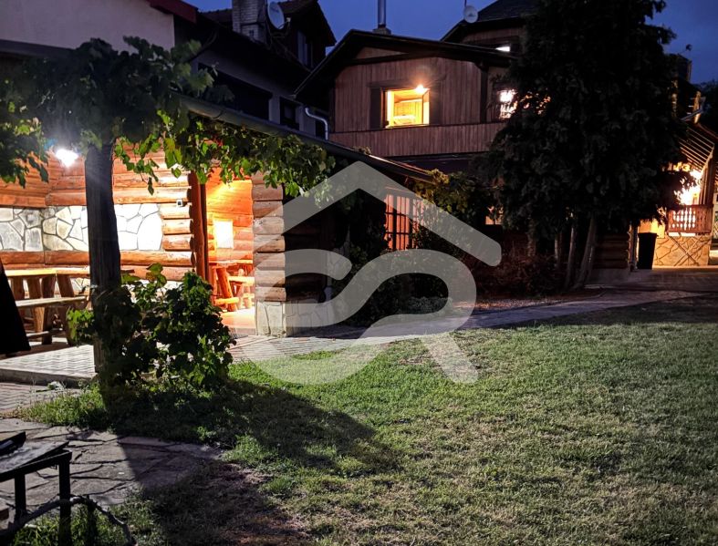 Rekreációs apartman a Hlboká utcában, Podhájska településen, faházas pavilonnal.